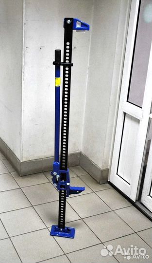 Домкрат реечный 1,47м маякавто 3 тонны