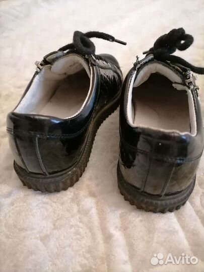 Ботинки полуботинки для девочки 28-29р