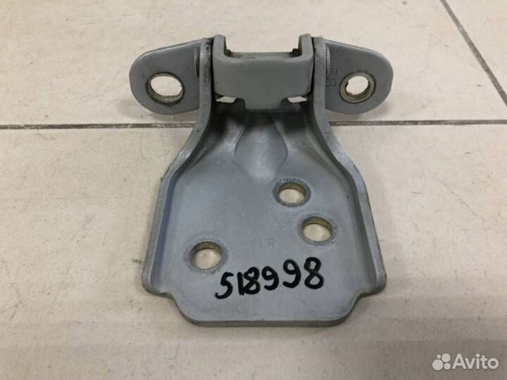 Петля двери передней правой верхняя Hyundai Accent