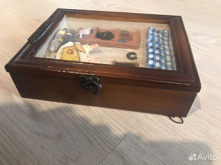 Ключница настенная