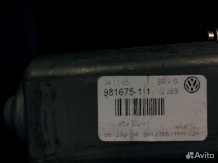 Стеклоподъемник передний левый volkswagen Passat B