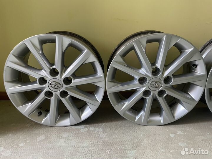 Литые диски R16 Toyota Camry оригинал