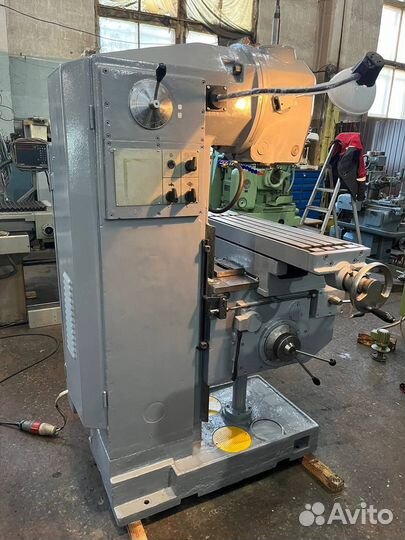 Станок вертикально-фрезерный вф-91