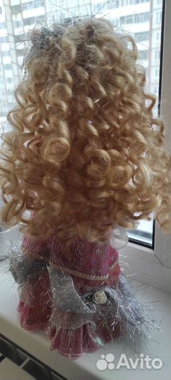 Коллекционная кукла