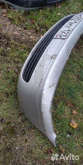 Передний бампер Opel Zafira A