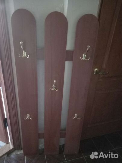 Вешалка в прихожую