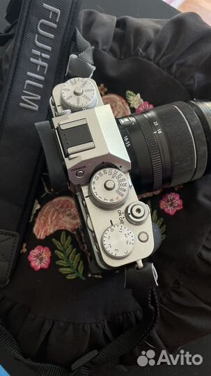 Беззеркальный фотоаппарат fujifilm x t4