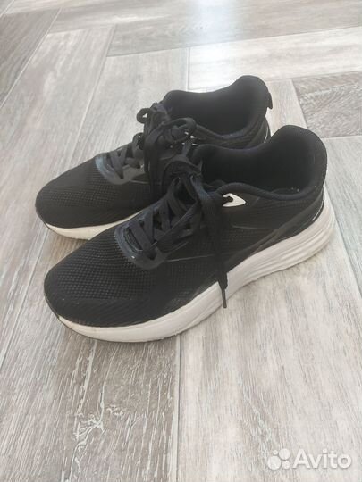 Кроссовки женские 38 размер