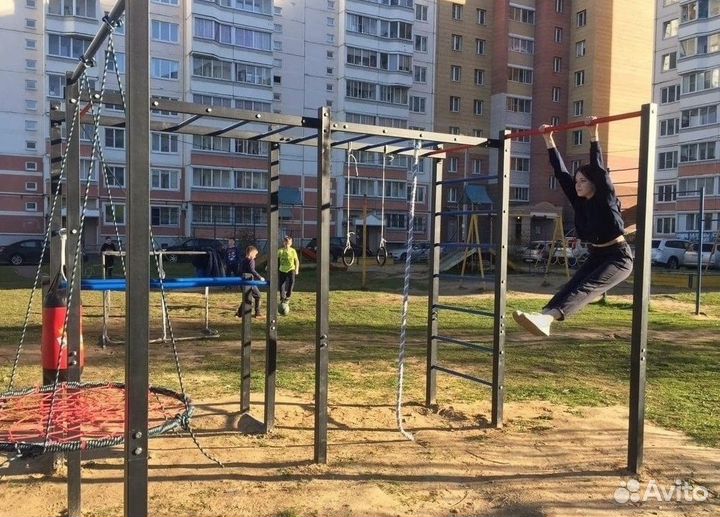 Спорткомплекс для улицы с качелью