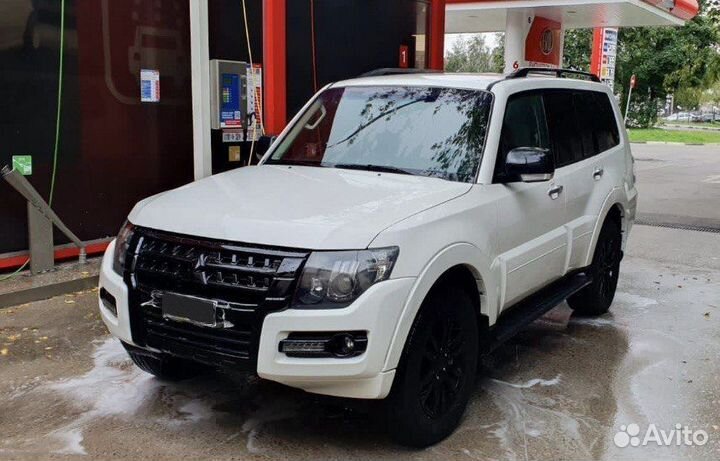 Mitsubishi Pajero 3.8 AT, 2017, 80 632 км