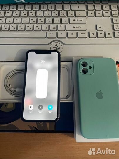 iPhone 11