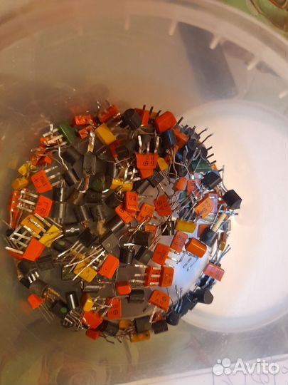 Транзисторы, микросхемы СССР, AU