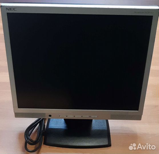 ЖК монитор 17