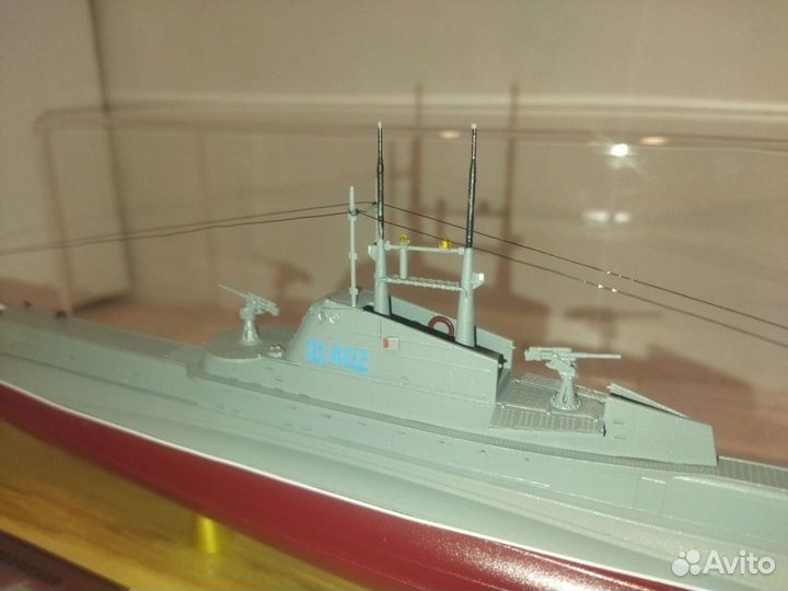 Модель подводной лодки Щ-402