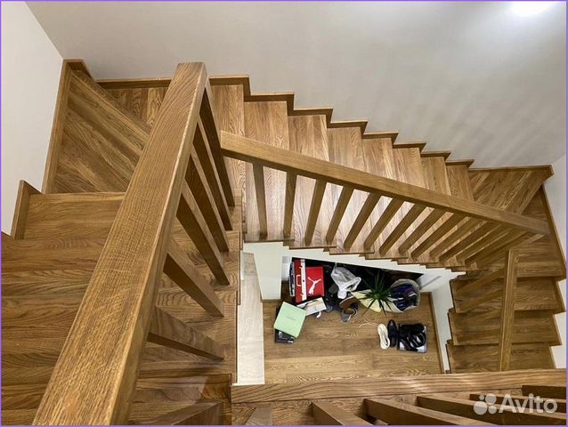 Лестница деревянная / Лестницы под ключ