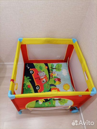 Манеж детский складной