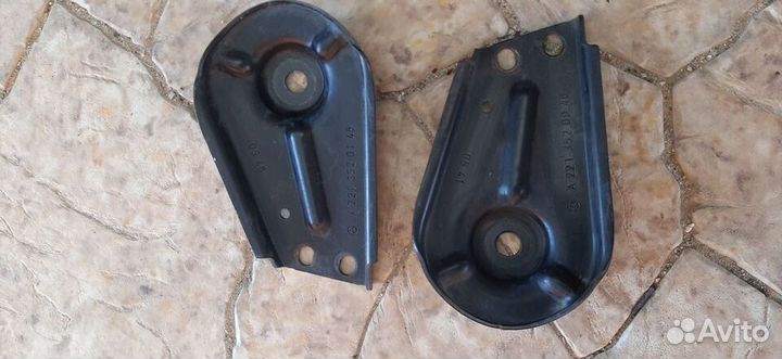 Опора подрамника Mercedes S-Class W221