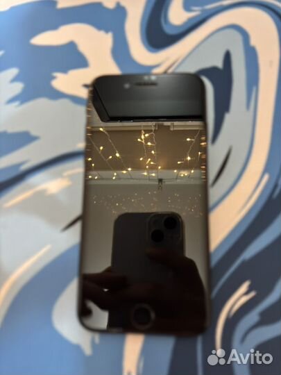 iPhone SE (2020), 64 ГБ