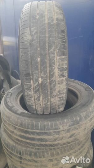 Michelin Primacy HP 215/60 R16