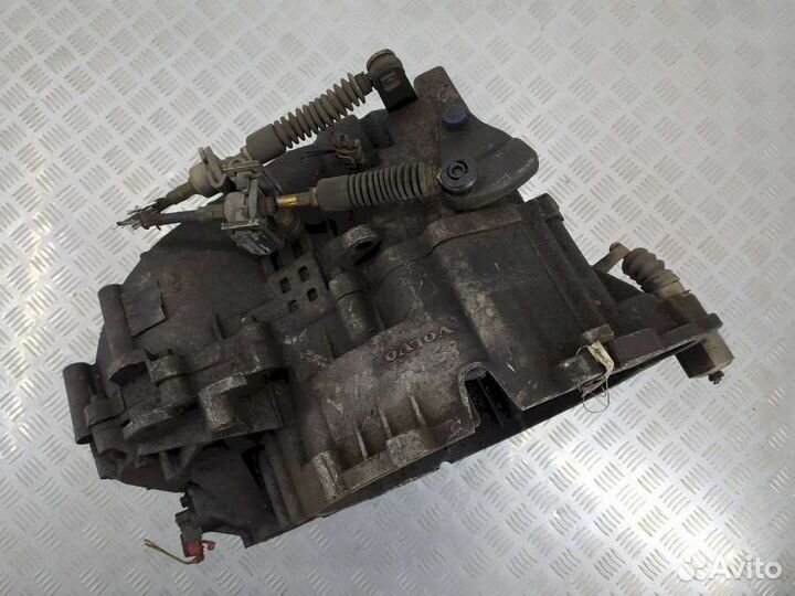 Кпп механическая (МКПП) 5-ступенчатая 1023706 Volv