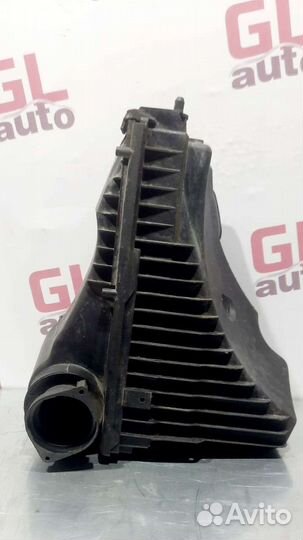 Корпус воздушного фильтра VW Touareg