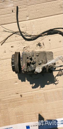 Компрессор кондиционера 447220-8810 Audi A6