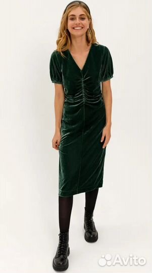 Платье вечернее бархатное изумрудного цвета XS