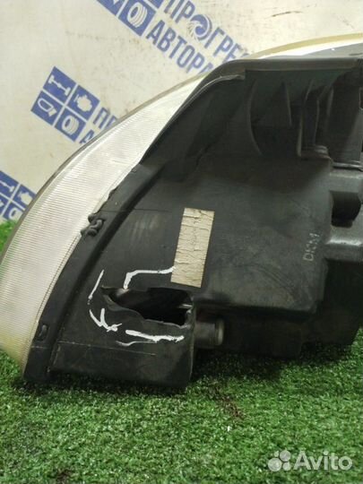 Фара передняя правая Kia Rio 2 хэтчбек 1.4 G4EE