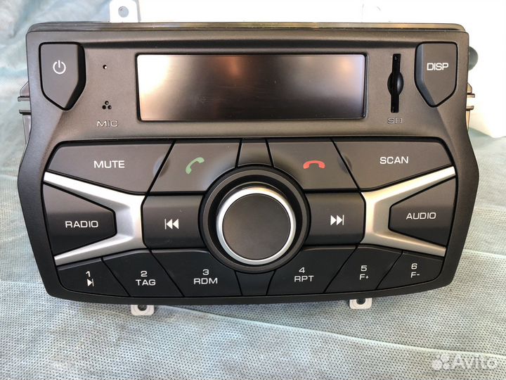 Штатная магнитола LADA Vesta