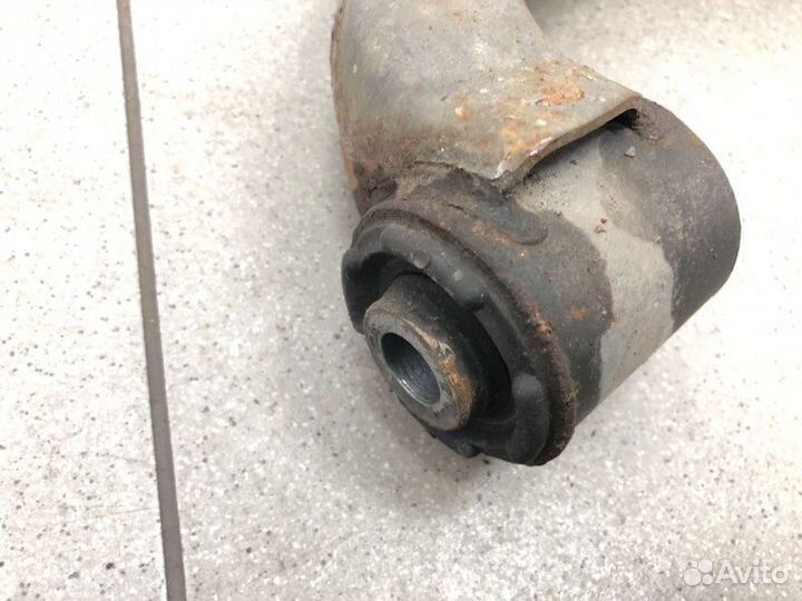 Рычаг передний левый Hyundai Santa Fe внедорожник