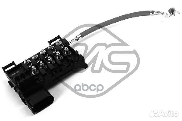 Корпус предохранителя audi A3/TT 01-04/seat LEO