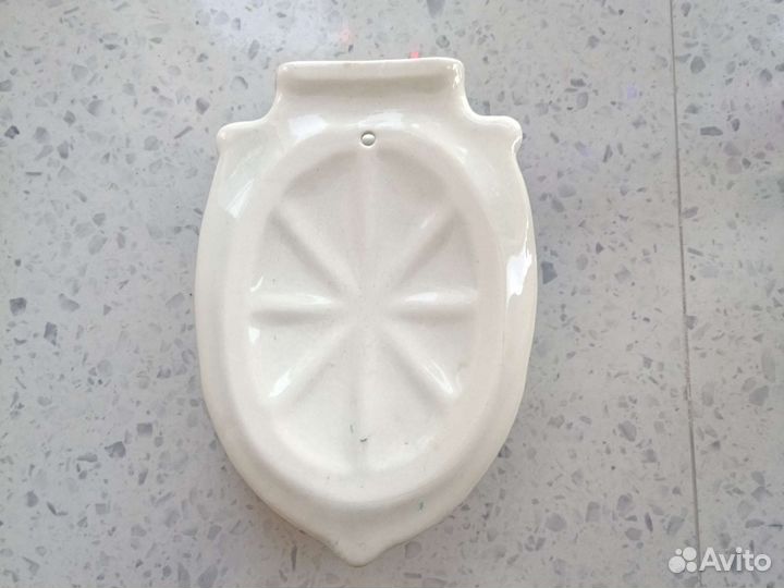 Настенная ваза