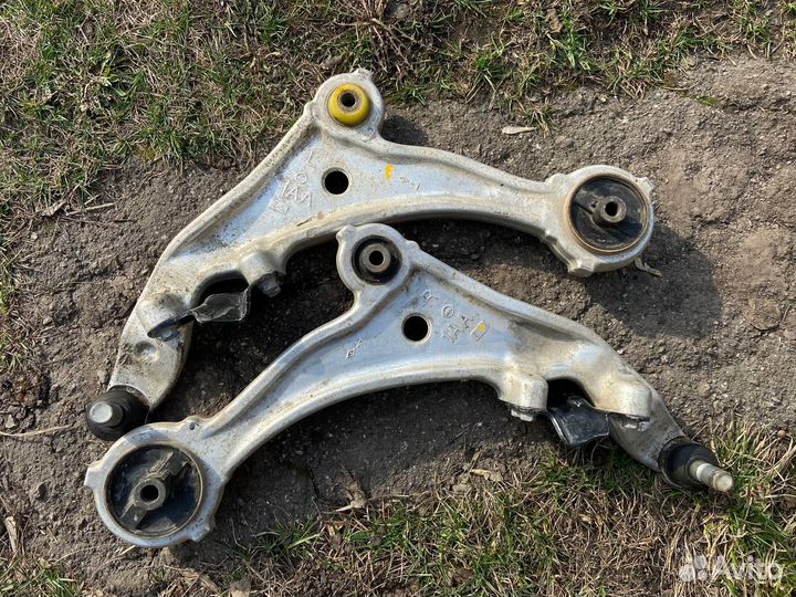 Рычаги передние Nissan Murano Z51