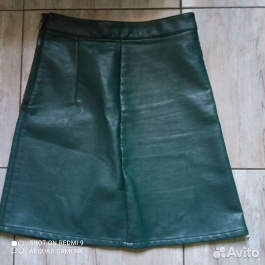 Кожаная мини юбка