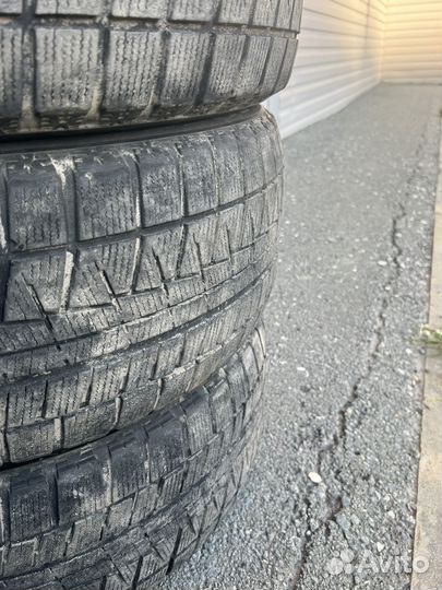 Bridgestone Blizzak Revo GZ 245/50 R18