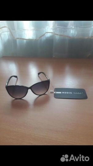 Женские солнцезащитные очки