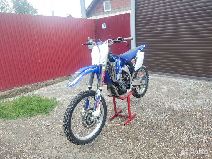 Продаю кроссовый мотоцикл yz450f 2008 год