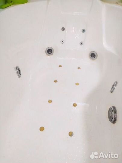 Акриловая ванна угловая бу