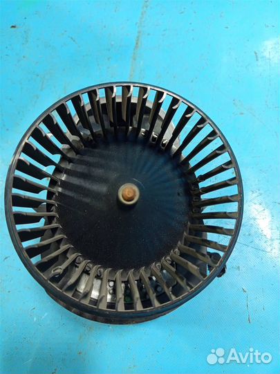 Моторчик печки Volkswagen Touareg