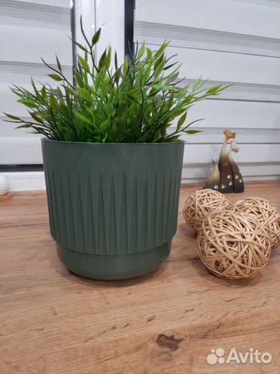 Кашпо горшок для цветов