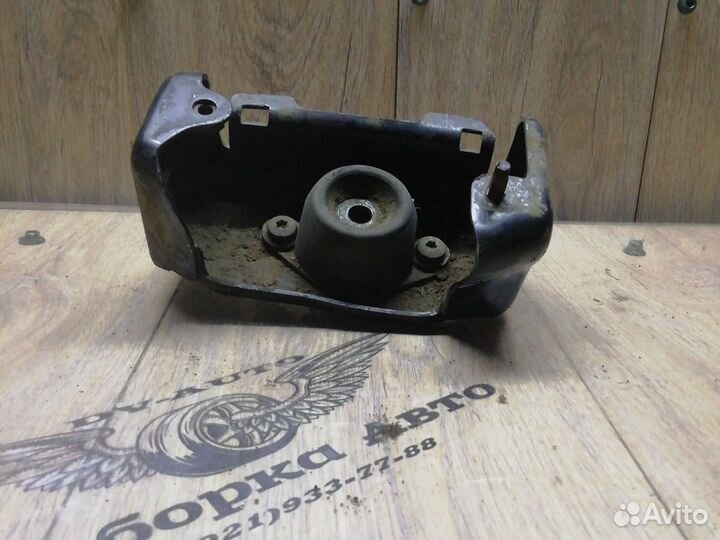 Peugeot 206 подушка АКПП
