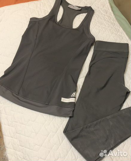 Костюм спортивный