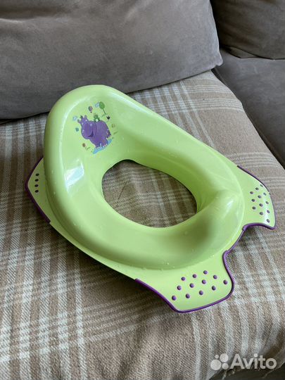 Накладка на унитаз детская. Сиденье на унитаз