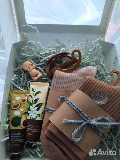 Подарочный бокс на 8 марта