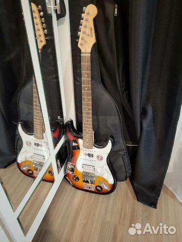 Гитара стратокастер homage