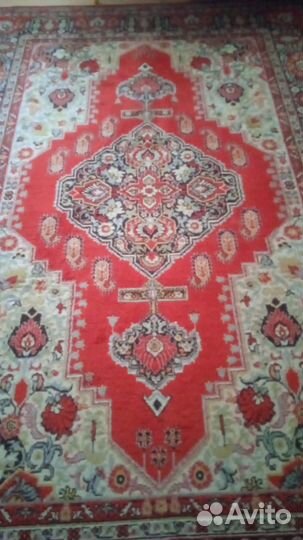 Ковер шерстяной