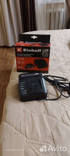 Зарядное устройство для аккумулятора Einhell