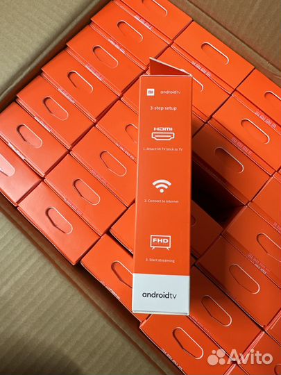 SMART tv приставка Mi TV Stick