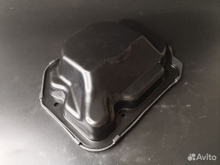 Крышка пятой передачи VAG 02T301211D