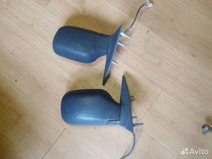 Зеркало правое на Ниву Шевроле